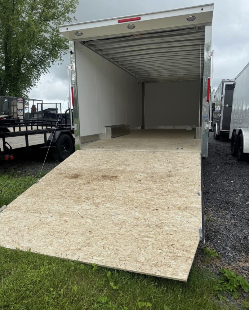 8.5x20 Nitro Enclosed Cargo