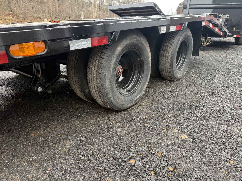 8.5x25 PJ Trailers Deckover