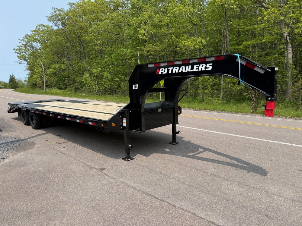 8.5x30 PJ Trailers Gooseneck
