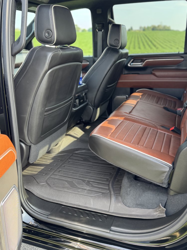 2024 GMC 3500 Crew Cab Denali