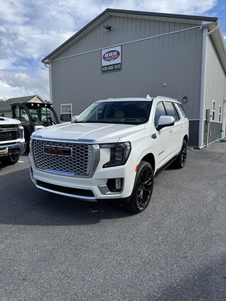 81,157x1 GMC SUV