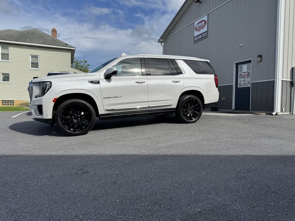 81,157x1 GMC SUV