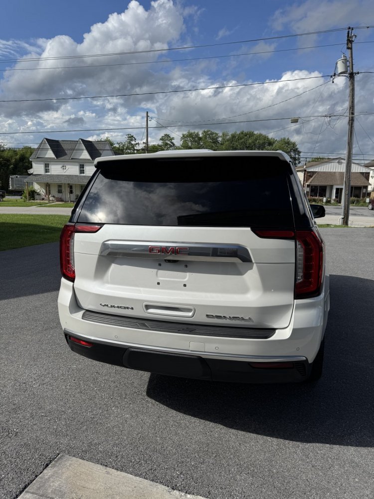 81,157x1 GMC SUV