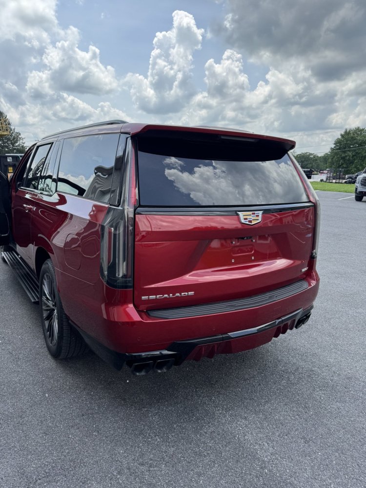 2023 Cadillac Escalade ESV V Series