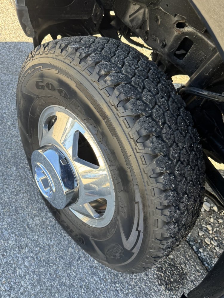 2004 FORD F-350 Regular Cab Dually