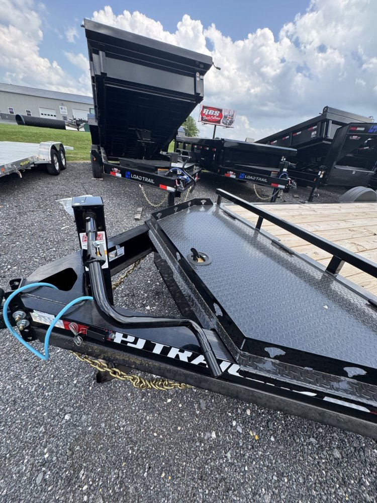 7x20 PJ Trailers Equipment