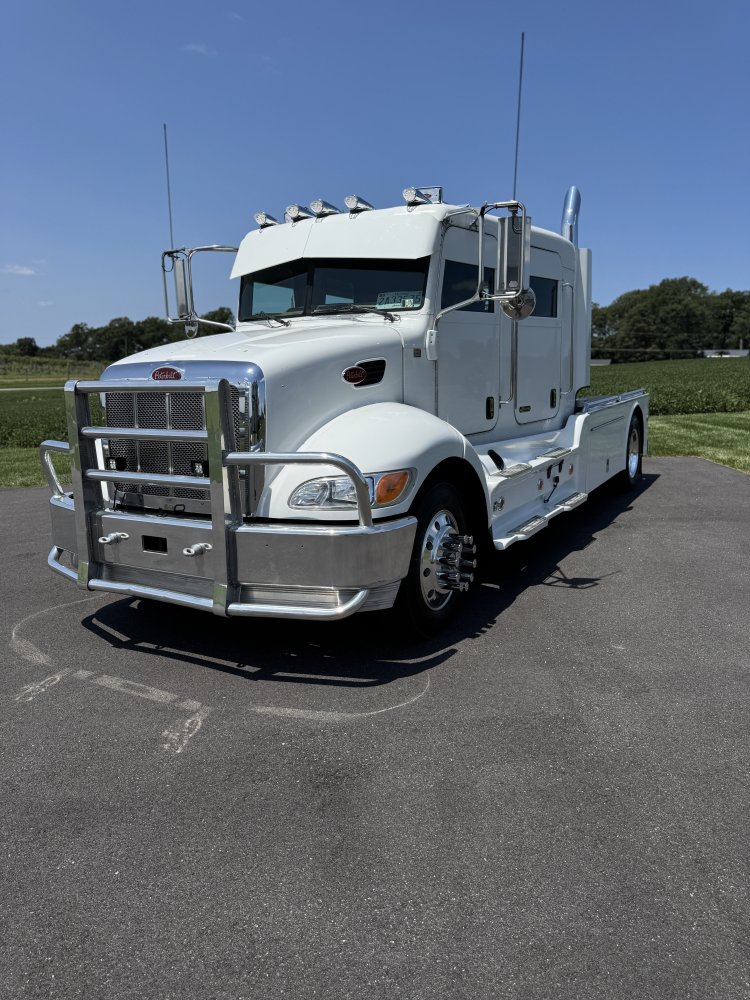 2006 Peterbilt 335