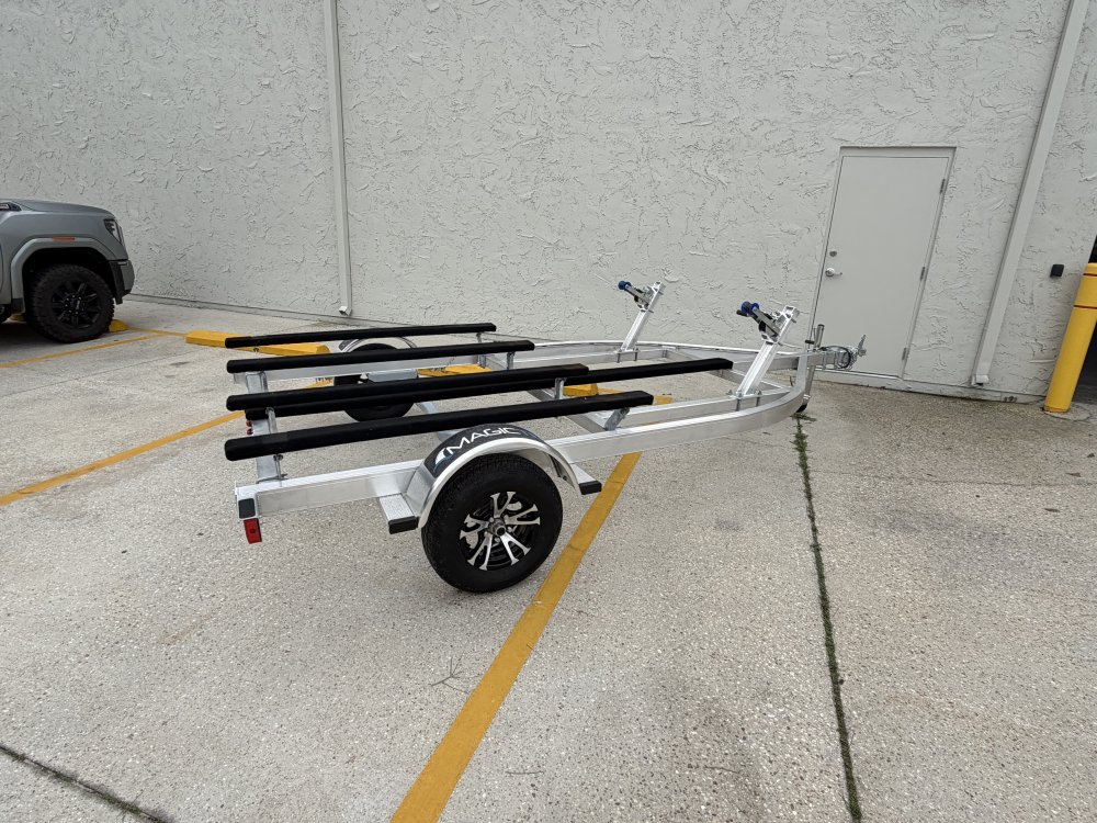 2026 Magic Tilt DWC2500-AW Mag Wheel
