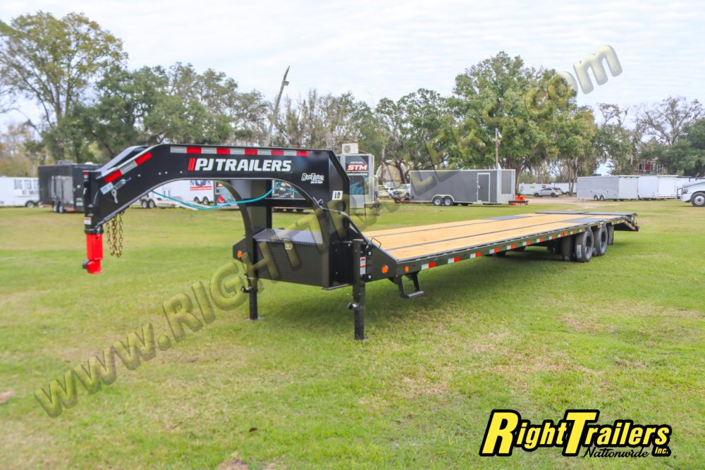2026 8.5X40 PJ GOOSENECK EQUIPMENT TRAILER