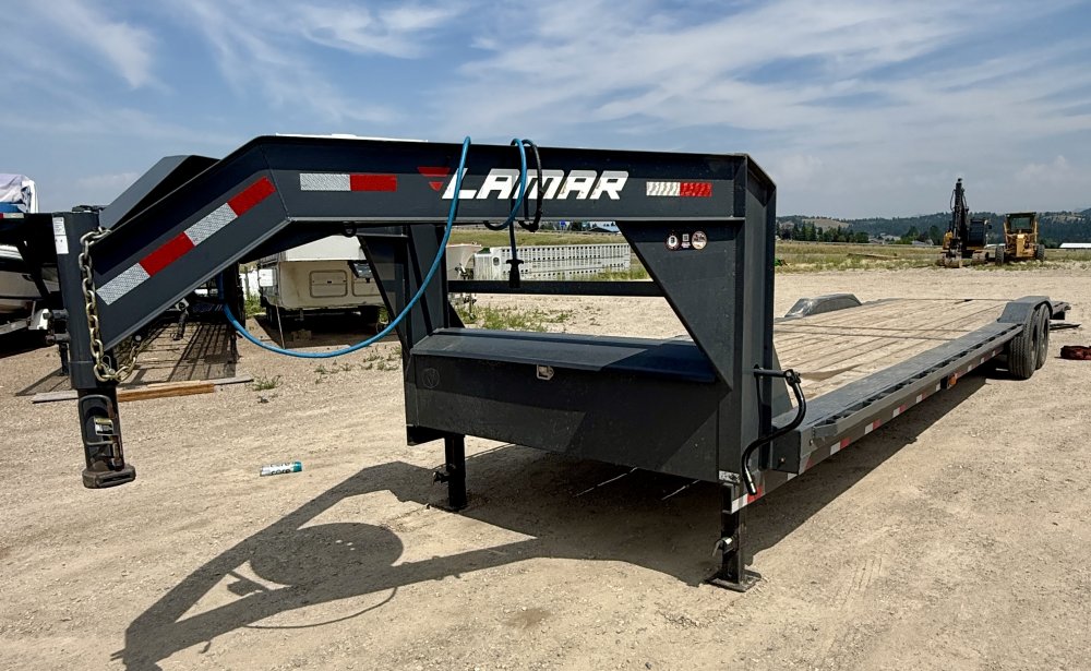 8'x36' Lamar Equipment