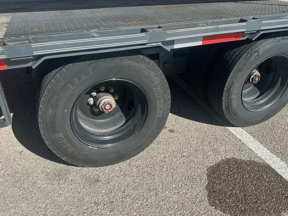 8' 6"x35+5Davidson Flatbed 17.5, 18ply