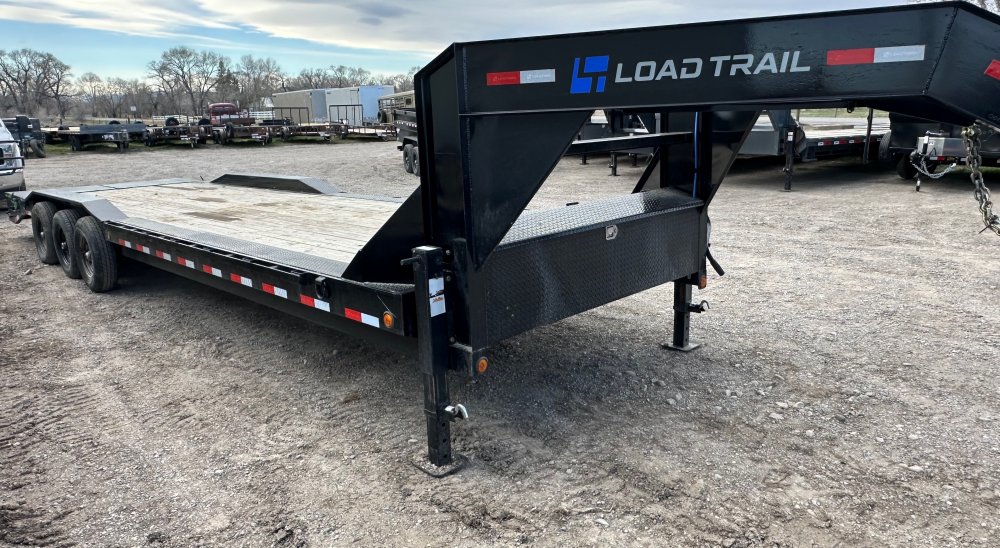 8' 6"x26+4 Load Trail Flatbed