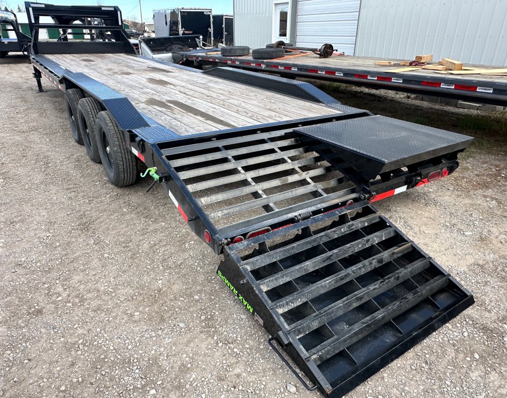 8' 6"x26+4 Load Trail Flatbed