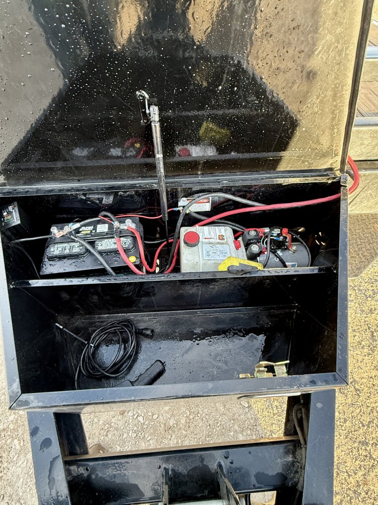 8' 6"x22' Novae Tilt