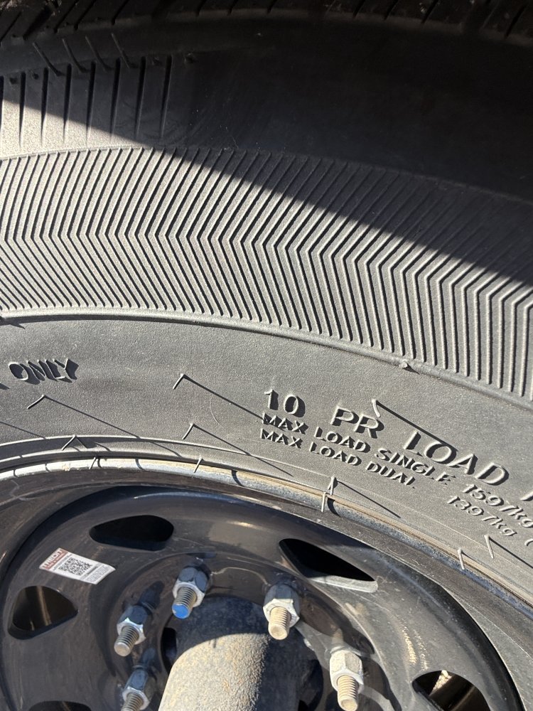 8' 6"x22' Novae Tilt