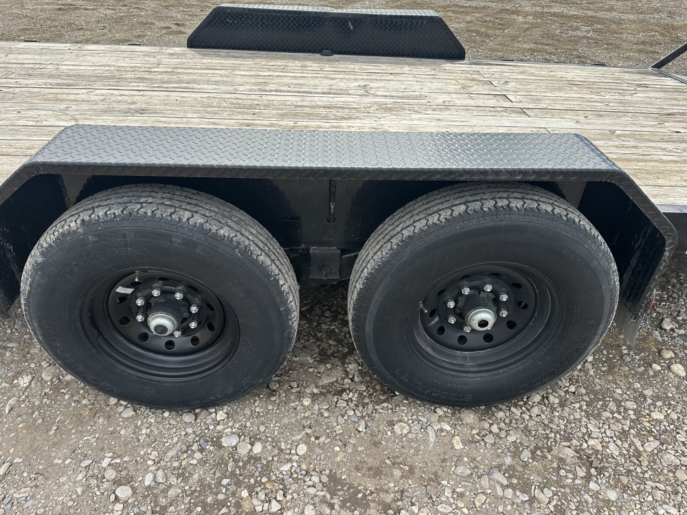 7'x24' P J Equipment