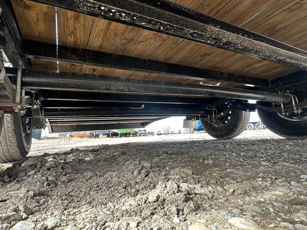 8' 6"x35+5 Lone Star Flatbed