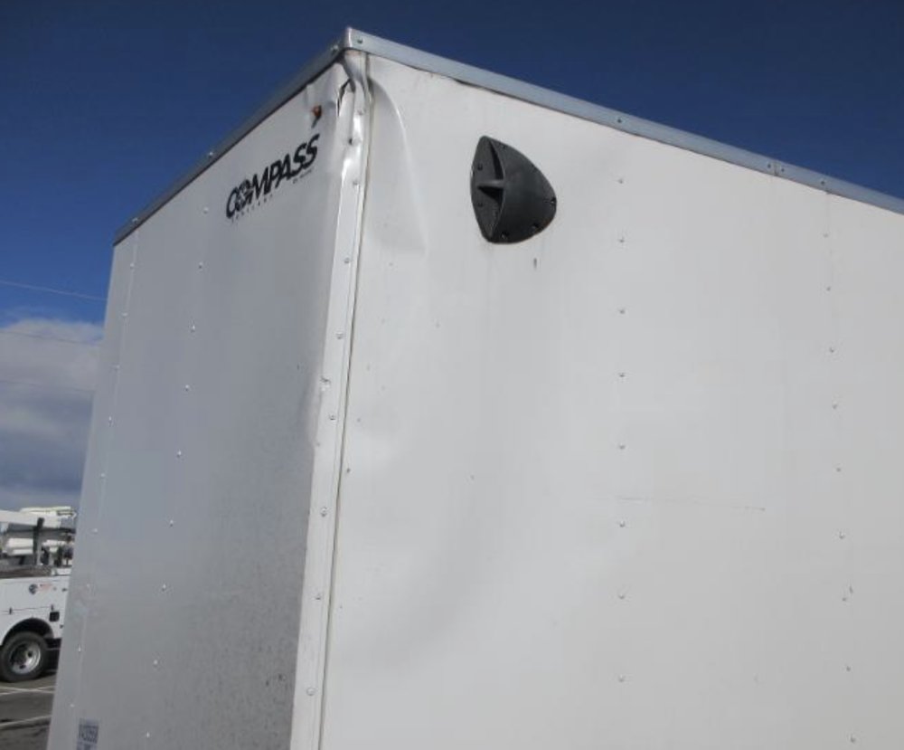 8' 6"x16' Novae Enclosed