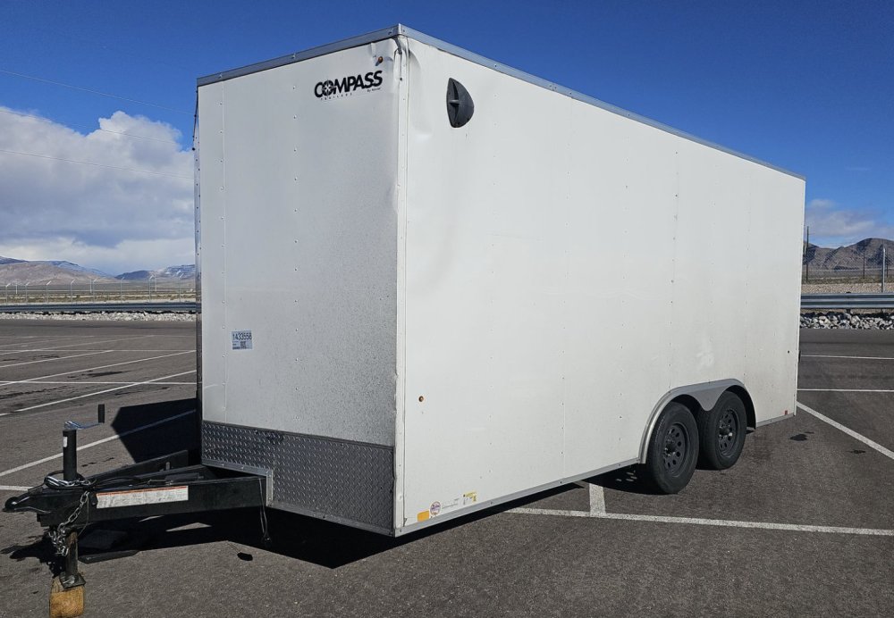 8' 6"x16' Novae Enclosed