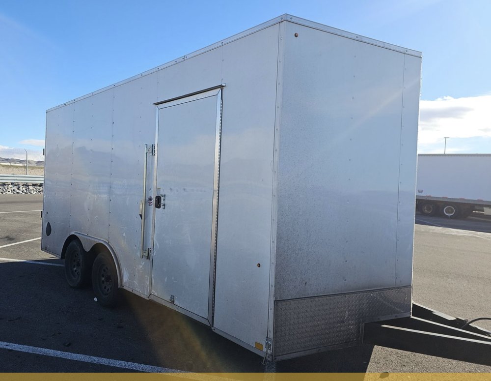 8' 6"x16' Novae Enclosed