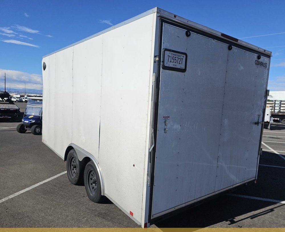 8' 6"x16' Novae Enclosed