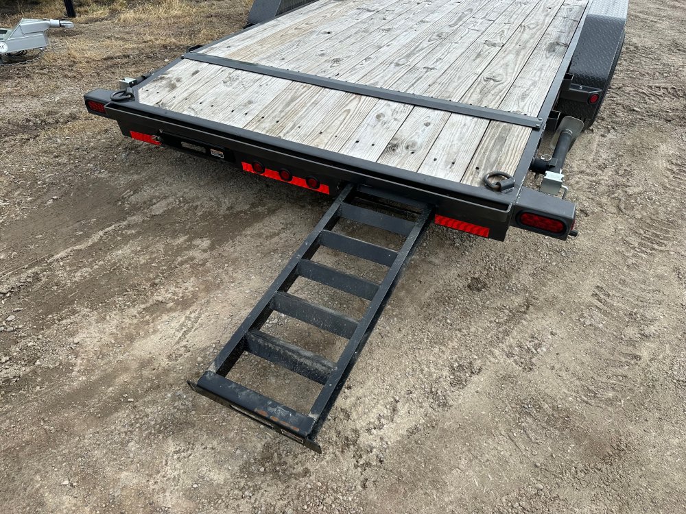 7'x22' Load Trail Equipment