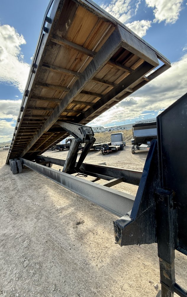 8' 6"x40' TrailMAXX Tilt