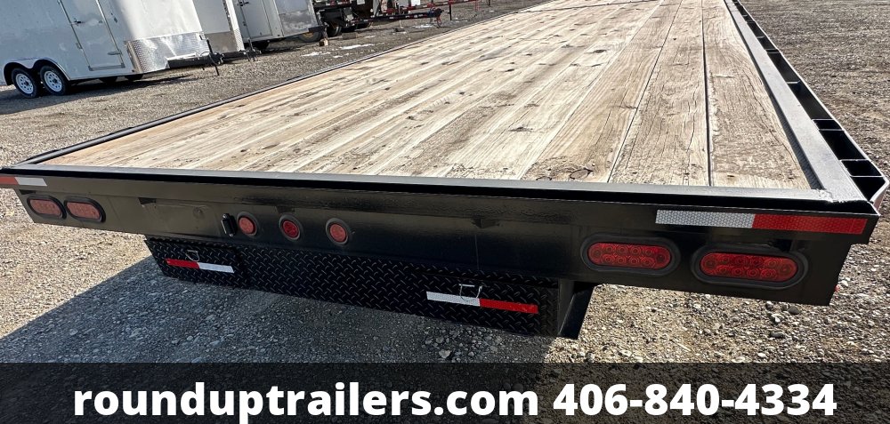 8'x40' Stryker Flatbed