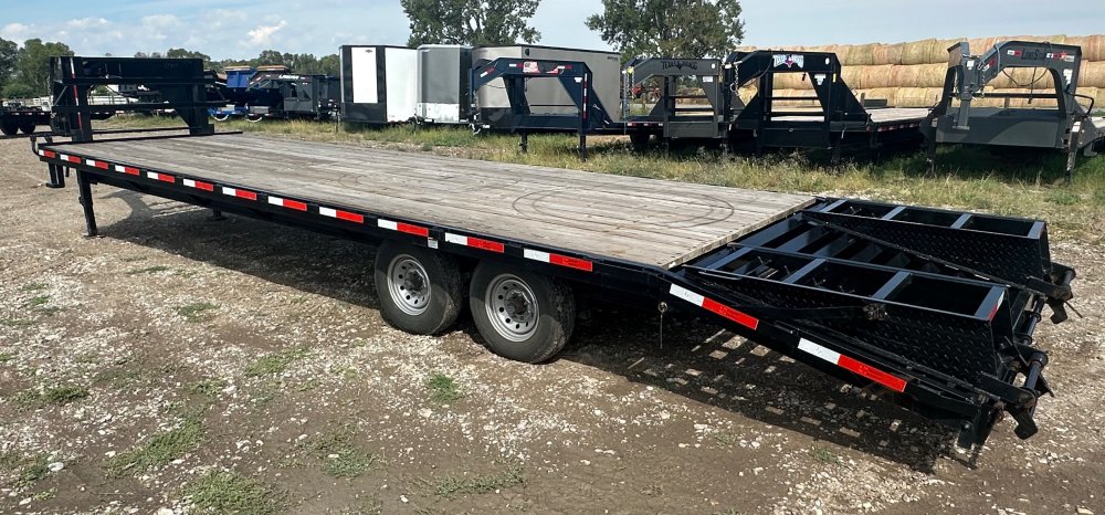 8' 6"x25+5 Texas Pride Flatbed