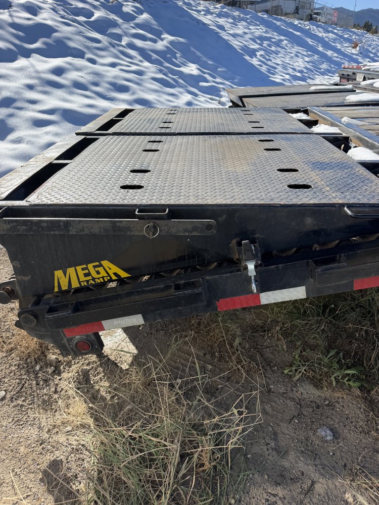 8' 6"x35+5 Big Tex Flatbed