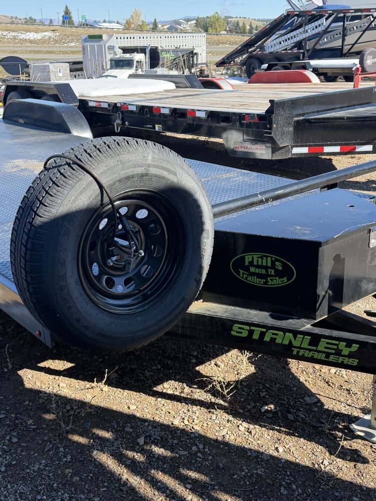 7'x21' Stanley Equipment