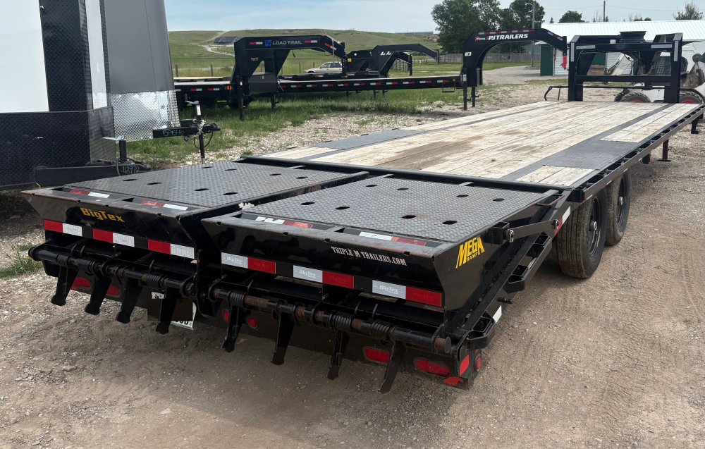 8'x25+5Big Tex Flatbed