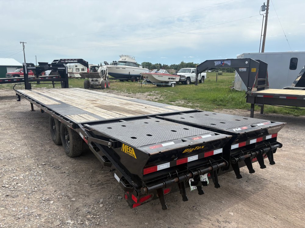 8'x25+5Big Tex Flatbed