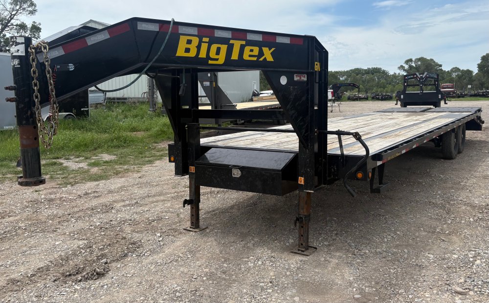 8'x25+5Big Tex Flatbed