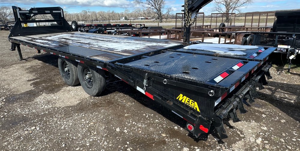 8' 6"x20+5 Big Tex Flatbed