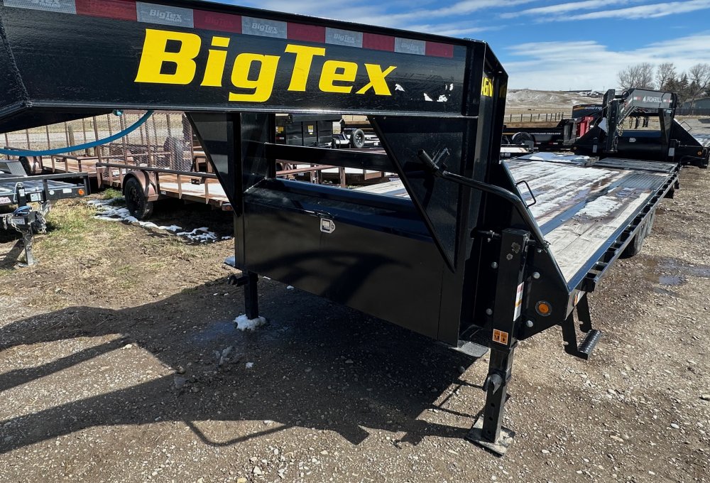 8' 6"x20+5 Big Tex Flatbed