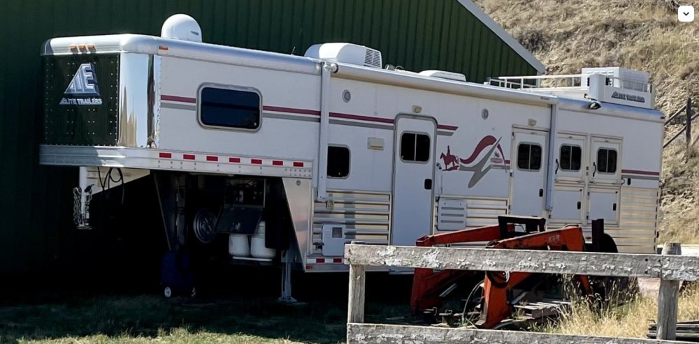 8'x36' ELITE Horse Living Quarters