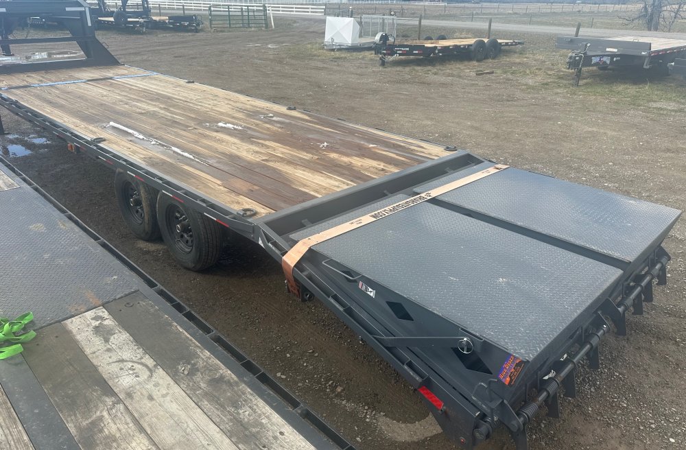 8' 6"x25+5 Lamar Flatbed