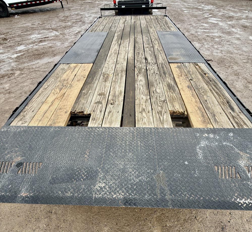 8' 6"x22' Norstar Tilt