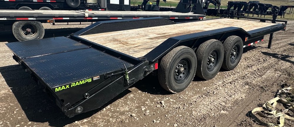 8' 5"x20+4Load Trail Flatbed