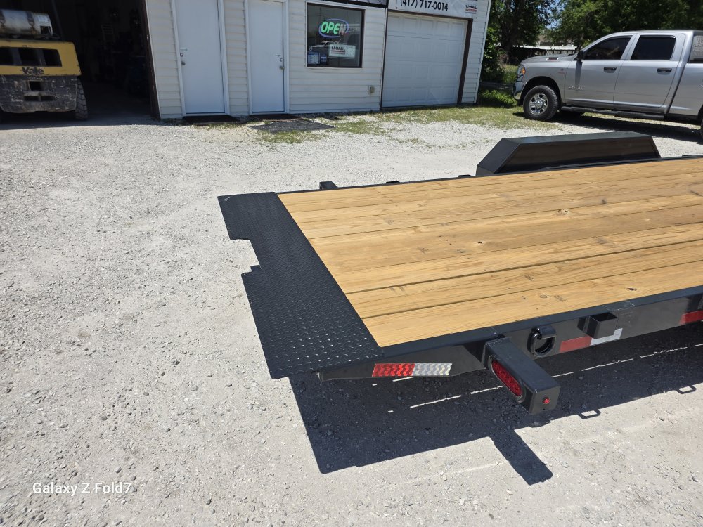 2026 Hillcrest 20' (16+4) 14K Tilt Trailer TT3794