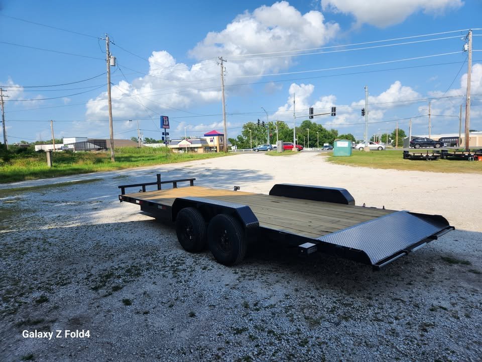 2026 20' (18+2) 7K Flatbed with Dovetail FB1737