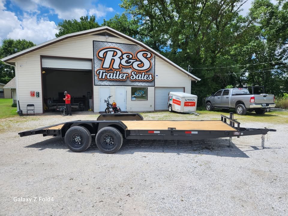 2026 20' (18+2) 10K Flatbed with Dovetail FB1378