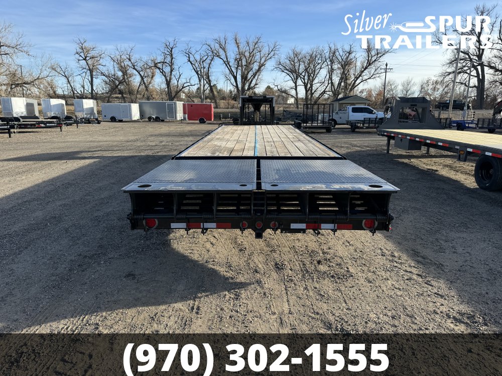 2023 Titan Trailers 32' Dual Tandem Flatbed Trailer