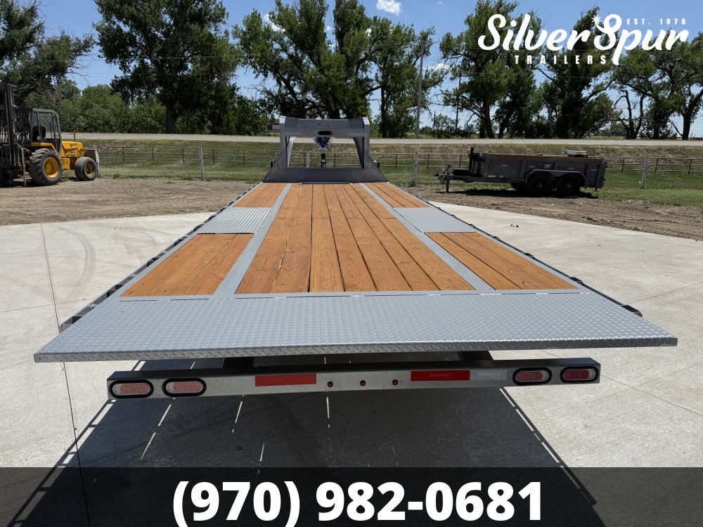 2026 Diamond C DET210 26x102 Gooseneck Deckover Tilt Trailer