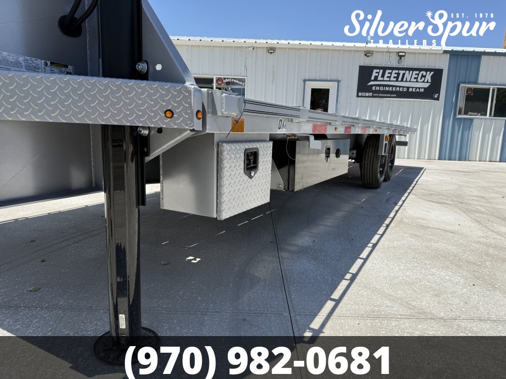 2026 Diamond C DET210 26x102 Gooseneck Deckover Tilt Trailer