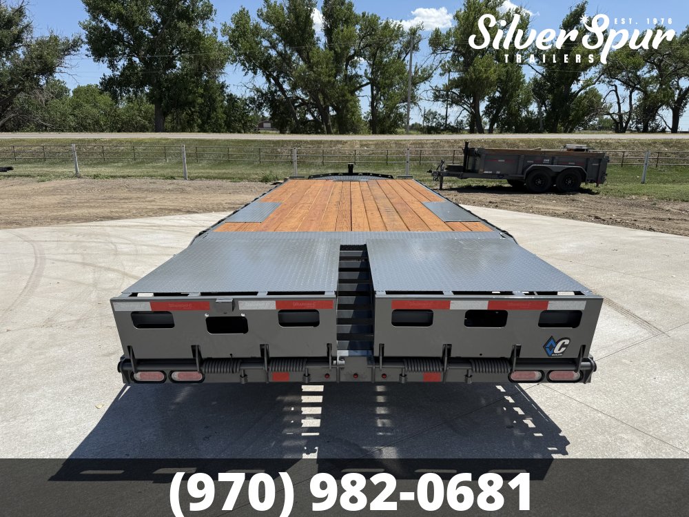 2026 Diamond C DEC208 26x102 Deckover Trailer