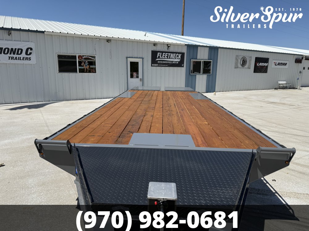 2026 Diamond C DEC208 26x102 Deckover Trailer