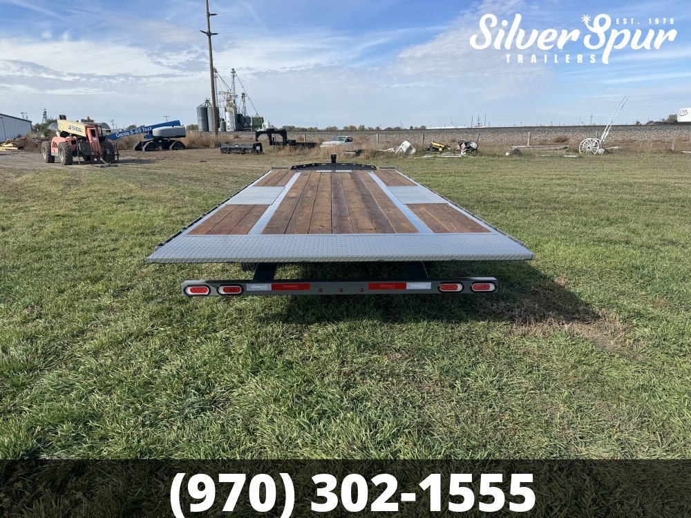 2026 Diamond C DET207 22x102 Deckover Tilt Trailer