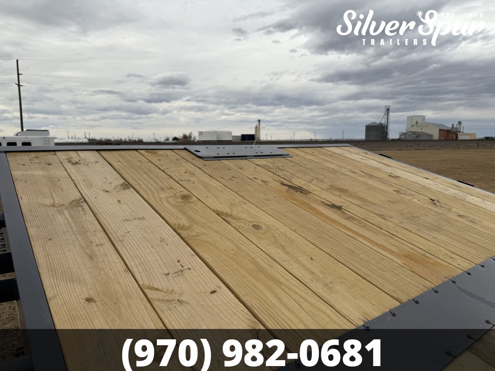 2026 Lamar 102" X 26' FA - 16K GOOSENECK DECK-OVER TILT